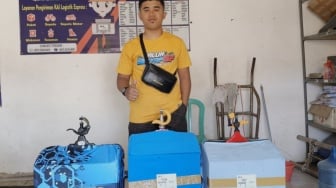 Dari Sangkar ke Rekening: Jalan Sunyi Side Hustle Jual Beli Burung