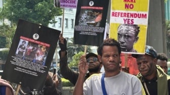 Front Anti Militerisme Gelar Aksi di Kementerian HAM, Soroti Konflik dan Kekerasan di Papua