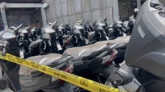 Gerebek Gudang Kemandoran! Polisi Sita 1.496 Motor Ilegal Siap Ekspor, Terkuak Modus Pakai KTP Orang