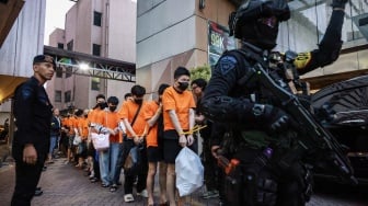 Markas Judol Internasional di Jakarta Digerebek, 320 WNA Diamankan