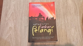 Tentang Mimpi dan Luka Pendidikan dalam Novel Laskar Pelangi