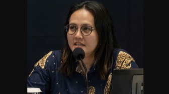Sorotan Tajam Garasi 'Mrs. Artikulasi' Indri Wahyuni, Punya Kekayaan Rp3,9 M tapi...