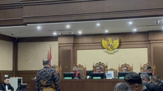 Tok! Eks Konsultan Kemendikbudristek Ibam Divonis 4 Tahun Penjara dalam Kasus Chromebook