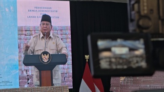 Bongkar Modus Birokrat 'Kickback' Perizinan, Prabowo Mau Efisiensi Izin 2 Tahun jadi 2 Minggu