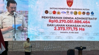 Satgas PKH Setor Rp10,2 Triliun ke Kas Negara, Kejagung Klaim Selamatkan Jutaan Hektar Hutan