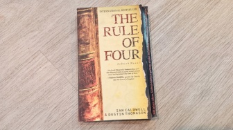 Misteri Buku Terlarang dan Obsesi Intelektual dalam The Rule of Four