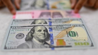 Libur Panjang Justru Jadi Petaka Bagi Rupiah