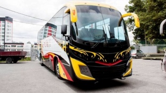 Viral Bus Pontianak-Kuching 2026, Interiornya Disebut Mirip Pesawat dan Tiketnya Bikin Kaget