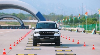 SUV Hybrid JETOUR Buktikan Ketangguhan di Lintasan Ekstrem