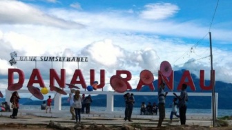 Long Weekend Mei 2026 ke Danau Ranau? Ini Rute, Budget, dan Penginapan Terbaru yang Banyak Dicari