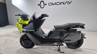 Motor Listrik Omoway OMO-X Tawarkan Stabilitas Berkendara Premium dengan Teknologi Suspensi Ganda