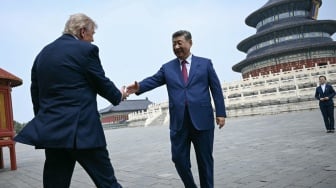 Keluar Kau Setan! Ricuh di Pertemuan Donald Trump dan Xi Jinping
