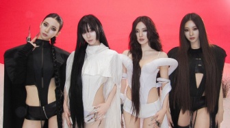 aespa Rangkul Kompleksitas Identitas diri di Lagu Whole Different Animal