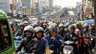 Ribuan Sopir Angkot Blokade Jalur Serang - Merak, Akses Industri Lumpuh Total