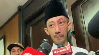 Mata Berkaca-kaca, Legislator Gerindra Jember Akui Khilaf Main Game Sambil Merokok saat Rapat