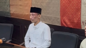 Disidang Usai Viral Main Game dan Merokok di Rapat, Begini Tampang Anggota DPRD Jember Achmad Syahri
