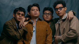 Juicy Luicy Rilis 'Gurun Hujan', Lagu Buat Kamu yang Menanti Pertemuan Tak Pasti
