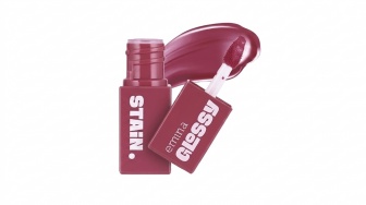 8 Rekomendasi Shade Emina Glossy Stain yang Cocok Banget untuk Kulit Sawo Matang