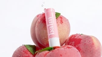 Apakah Lip Balm Wardah Bisa Memerahkan Bibir? Ini 4 Varian yang Bikin Merona Alami