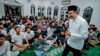Gus Ipul Apresiasi Siswa Sekolah Rakyat Surakarta: Sukses Mengukir Sederet Prestasi