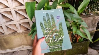 Seni Menjalani Proses dengan Enjoy di Buku The Art of Divine Timing
