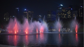 Menyaksikan Lake Symphony, Tarian Air Magis dengan Panorama Ikonik KLCC