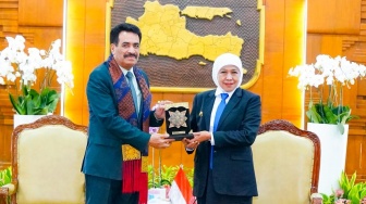 Gubernur Khofifah dan Dubes Yaman Bahas Penguatan Kerja Sama Pendidikan, Perdagangan & Kebudayaan
