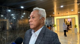 Anggota DPR Sentil Prabowo: Orang Desa Bukan Hidup di Zaman Batu, Pasti Terasa Kalau Dolar Naik