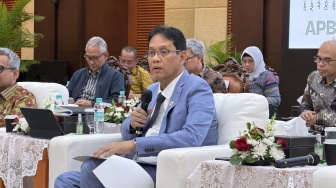 Purbaya Buka Suara Rupiah Anjlok ke Rp 17.600: Belum Resesi, Nggak Usah Khawatir