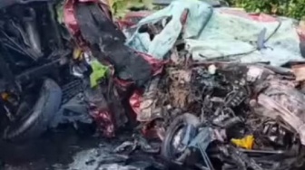 Mobil Wuling Hancur Total, 3 Orang Tewas di Trans Sulawesi