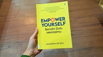 Empower Yourself: Pengingat Bahwa Hidup Dimulai dari Cara Kita Berpikir