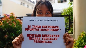 Aliansi Perempuan Indonesia Gelar Aksi 28 Tahun Reformasi di Komnas HAM