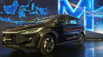 Konsumsi BBM 65 Km/Liter! Ini Rahasia Dapur Pacu BYD M6 DM yang Baru Rilis di RI
