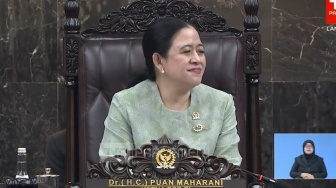Puan Maharani Senyum-senyum Usai Prabowo Puji dan Terima Kasih ke PDIP di Paripurna