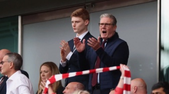 Sepak Bola Dulu Baru Politik! PM Inggris Ikut Rayakan Arsenal Juara Premier League
