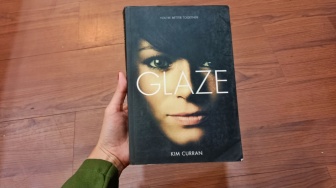 Dunia Tanpa Privasi dan Kebebasan: Kengerian dalam Novel Glaze
