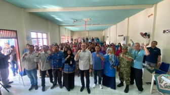 Deteksi Dini ISPA, Ratusan Warga Penyangga PLTU Batang Jalani Skrining Kesehatan dan Rontgen Gratis