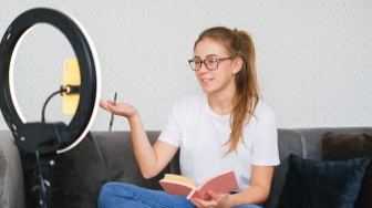 Konten Edukasi Semakin Banyak, tetapi Mengapa Polarisasi Tetap Tinggi?