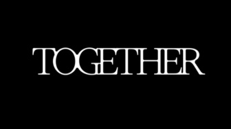 Ulasan Together: Film Horor yang Berani Menantang Batas Keintiman Manusia!