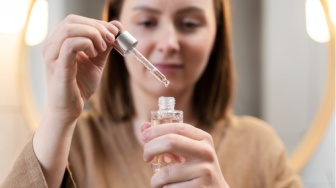 5 Serum Lokal Andalan untuk Mengatasi Pori-Pori Besar dan Kulit Berminyak