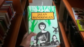 Jalan Bandungan: Kritik Sosial Sastra Feminis Nh. Dini atas Orde Baru