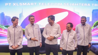 (kiri ke kanan) Direktur & Chief Commercial Officer XLSMART, David Arcelus Oses, Direktur & Chief Financial Officer XLSMART, Antony Susilo, Presiden Direktur & CEO XLSMART, Rajeev Sethi, Direktur&Chief Regulatory Officer XLSMART, Merza Fachys dan Direktur & Chief Technology Officer XLSMART, Shurish Subbramaniam dalam acara Paparan Publik Rapat Umum Pemegang Saham XLSMART 2026 di Kantor XLSMART Tower, Jakarta Selatan. Rabu (20/5/2026). [HO]