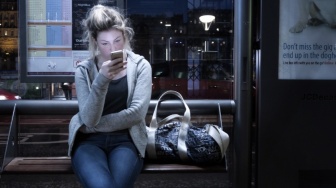 Dari Chat 5 Menit Menjadi FBI Kasur Lipat: Saat Cinta Menjadi Obsesi