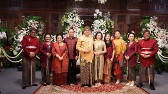Silsilah Keluarga Lim Xin Rui yang Resmi Jadi Menantu Hasto Kristiyanto