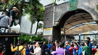 Uang Negara Menguap Triliunan! Kejagung Didesak Bongkar Mafia di Balik Investasi Telkomsel ke GoTo
