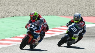 Taktik Cerdas Pebalap Kiandra Ramadhipa di Moto3 Junior Barcelona, Sukses Bikin Rekor di Eropa
