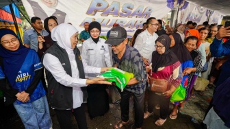 Gubernur Khofifah Gelar Pasar Murah di Kota Kediri, Sediakan Sembako Murah Jelang Iduladha