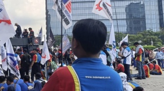 Buruh Indomaret Tuntut Upah Lembur Dibayar Penuh, Begini Respon Menaker