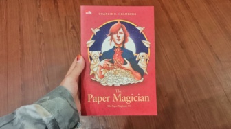 The Paper Magician: Ketika Kertas Menjadi Sihir yang Mematikan