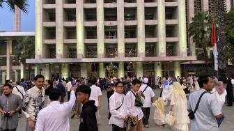 Jemaah Mulai Padati Masjid Istiqlal untuk Salat Iduladha 1447 H, Pengamanan Diperketat